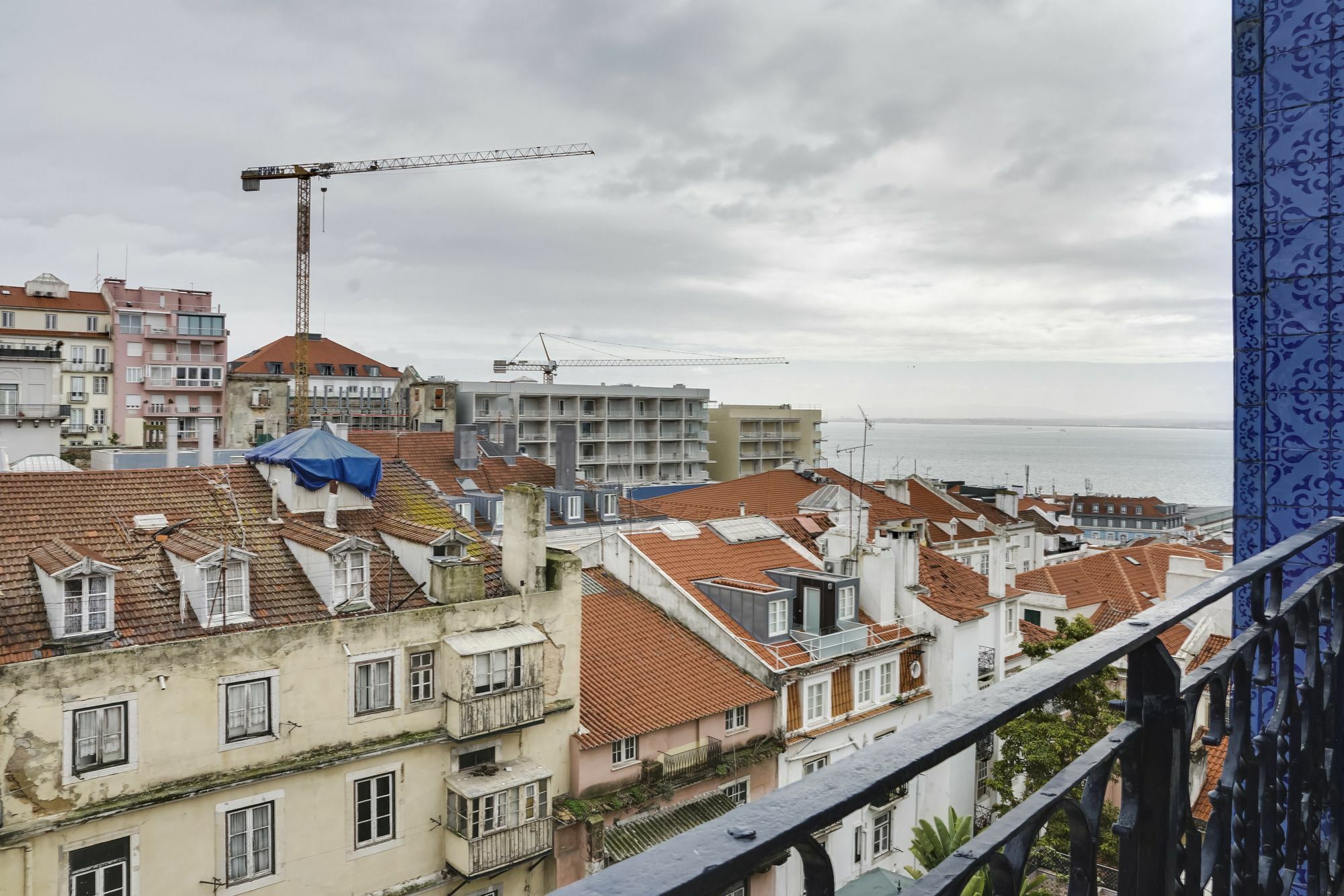 Sweet Inn Apartment - Chiado Luxury Lizbona Zewnętrze zdjęcie